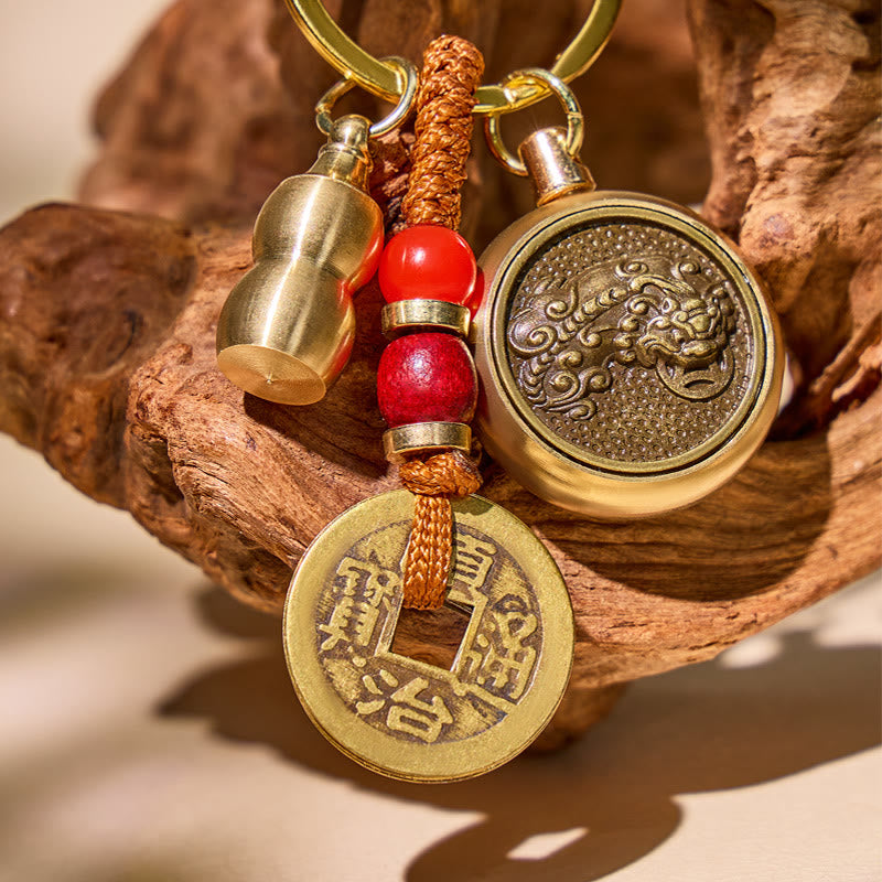 FuAttract Abundance & Protection Keychain – Pixiu Talisman with Emperor Coins & Gourd - image 4